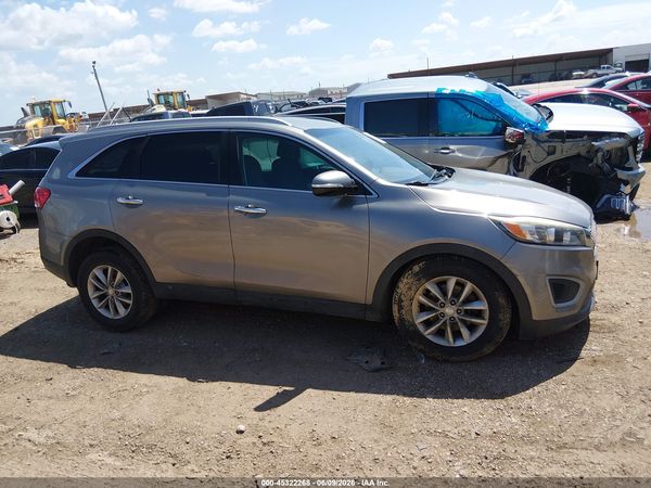 2017 KIA SORENTO 2.4L LX