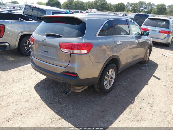 2017 KIA SORENTO 2.4L LX