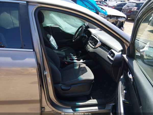 2017 KIA SORENTO 2.4L LX