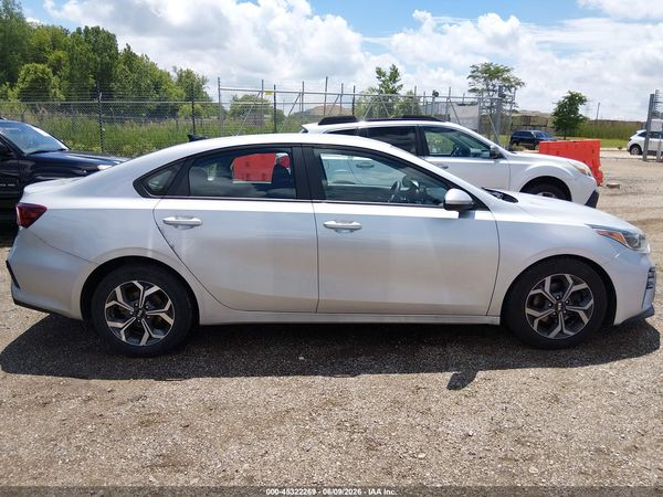 2019 KIA FORTE LXS