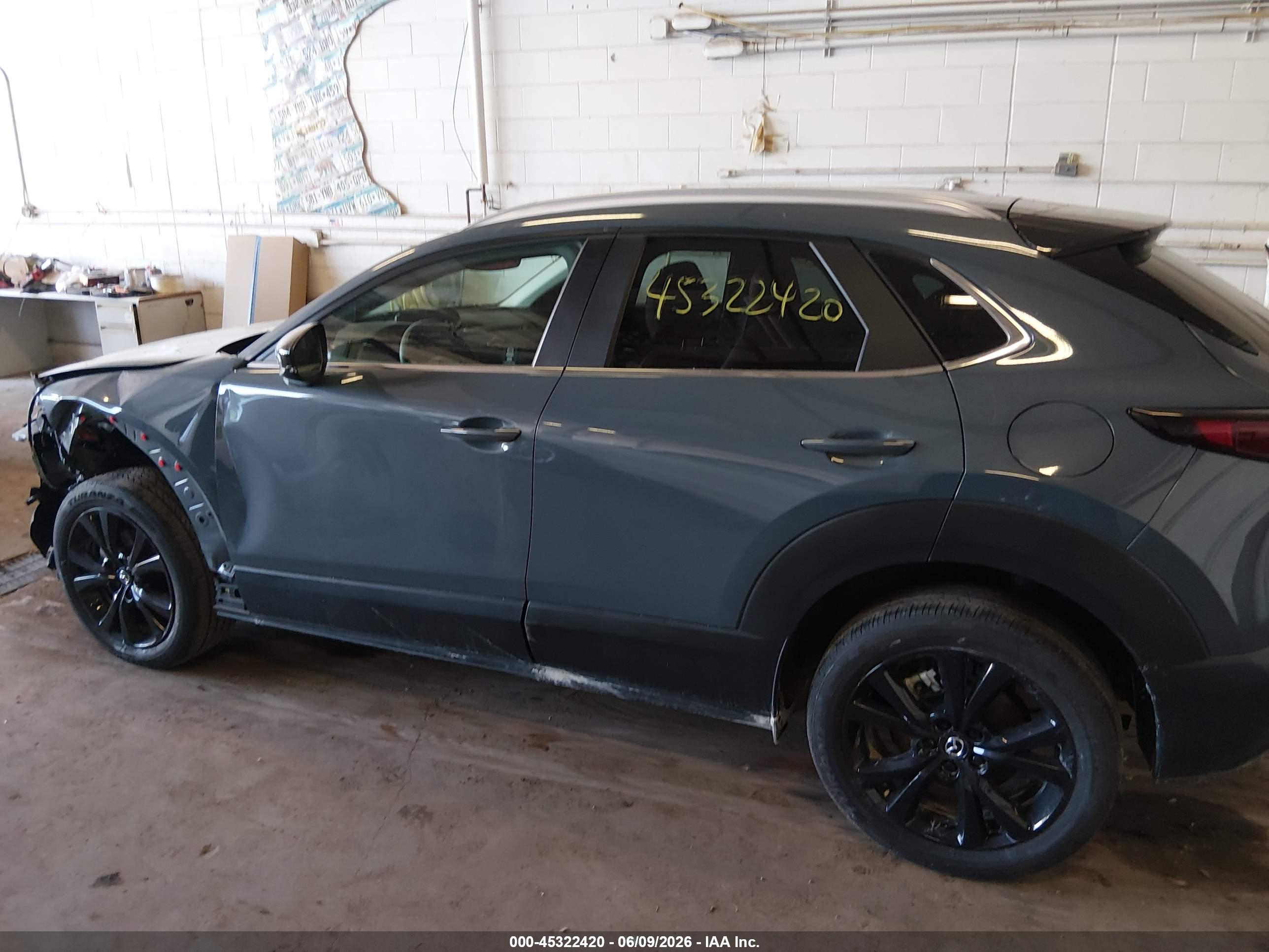 2024 MAZDA CX-30 2.5 S CARBON EDITION