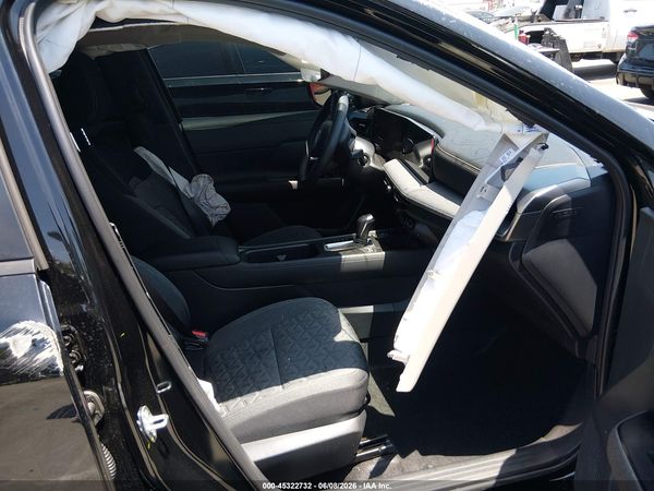 2026 NISSAN KICKS SV — I5