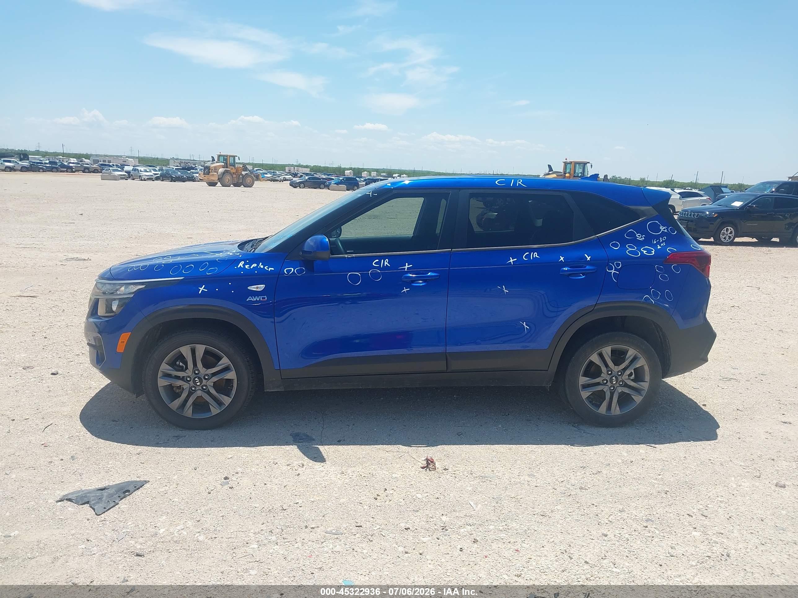 2021 KIA SELTOS LX