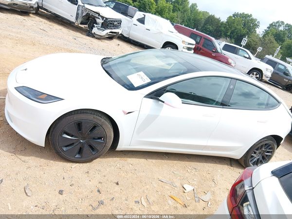 2026 TESLA MODEL 3