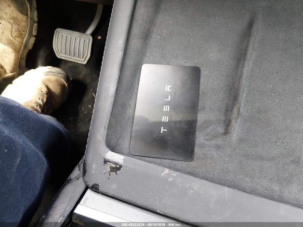 2026 TESLA MODEL 3