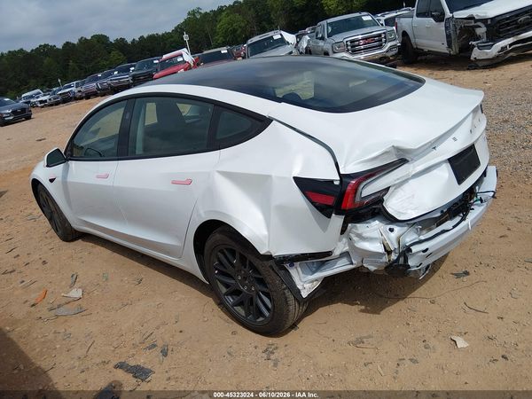 2026 TESLA MODEL 3