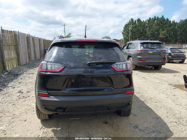 2022 JEEP CHEROKEE X 4X4