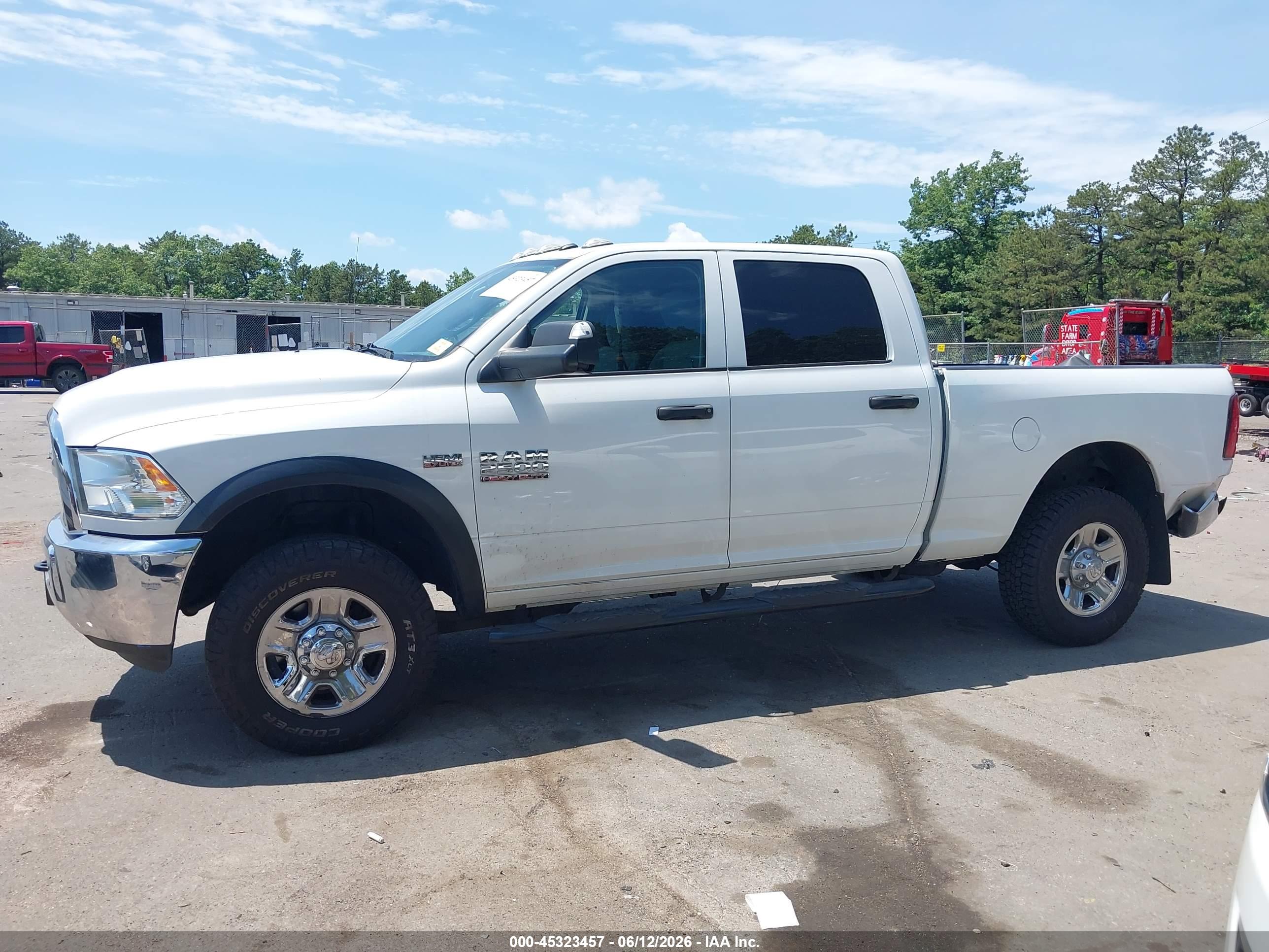 2018 RAM 2500 TRADESMAN  4X4 6'4 BOX