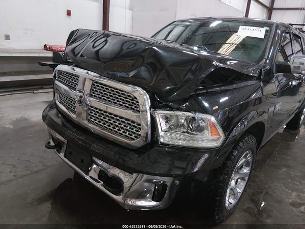 2017 RAM 1500 LARAMIE  4X4 6'4 BOX