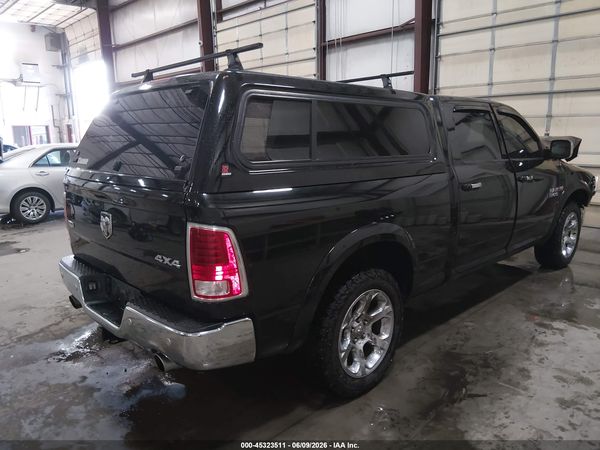 2017 RAM 1500 LARAMIE  4X4 6'4 BOX
