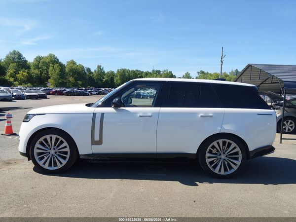 2024 LAND ROVER RANGE ROVER P400 SE