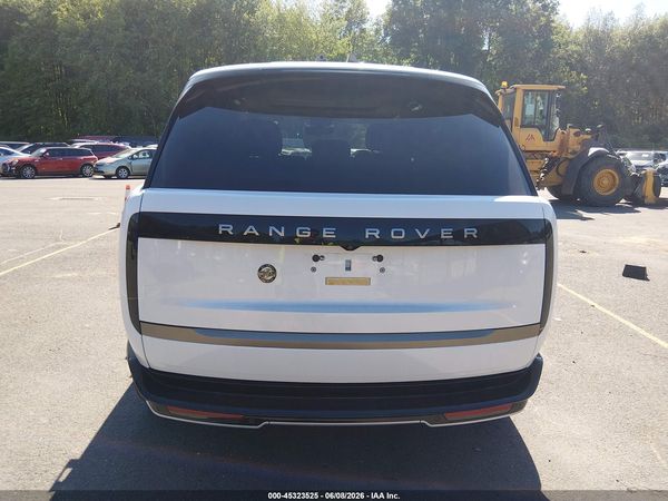 2024 LAND ROVER RANGE ROVER P400 SE