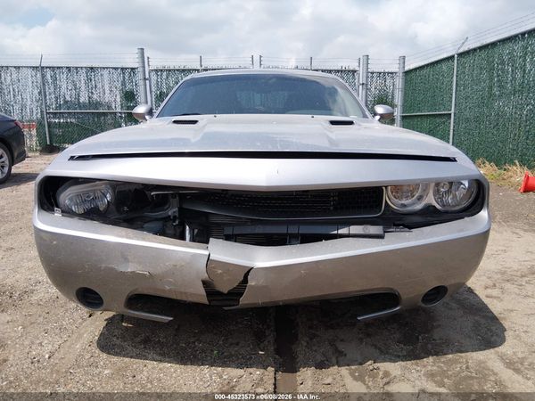 2013 DODGE CHALLENGER SXT
