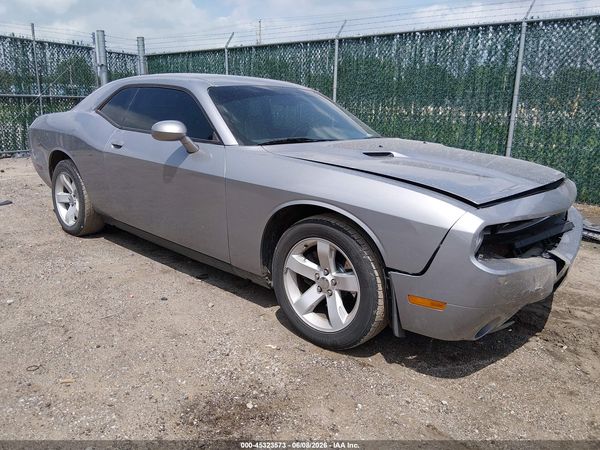 2013 DODGE CHALLENGER SXT