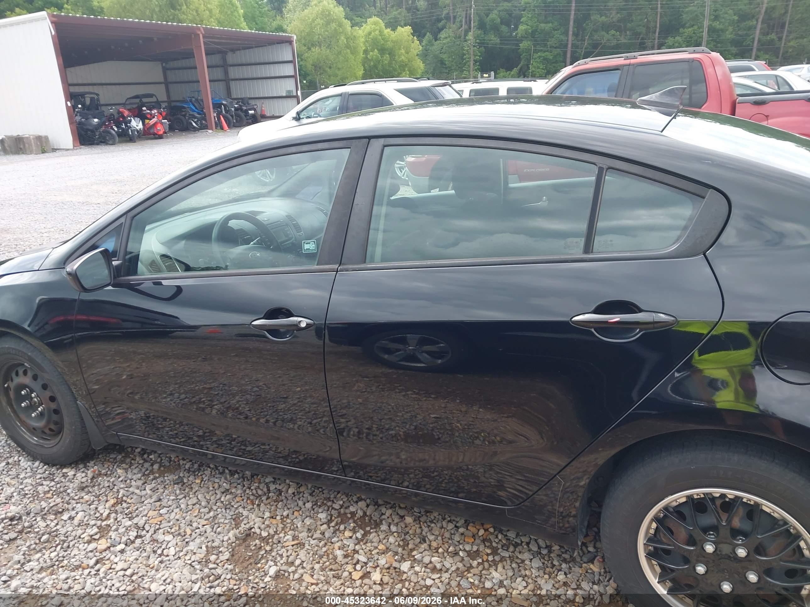 2017 KIA FORTE LX