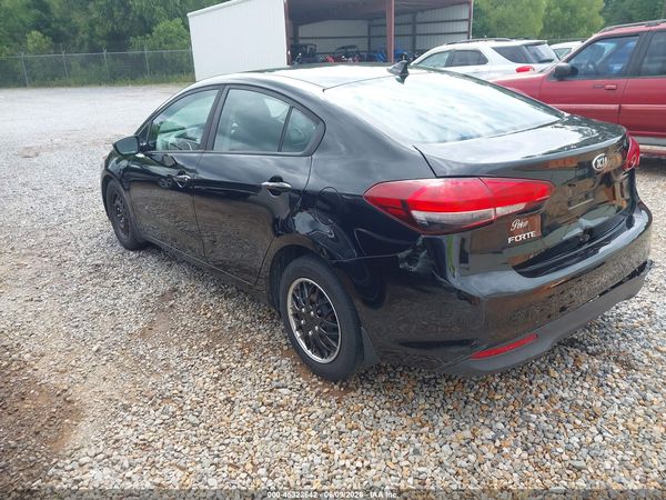 2017 KIA FORTE LX