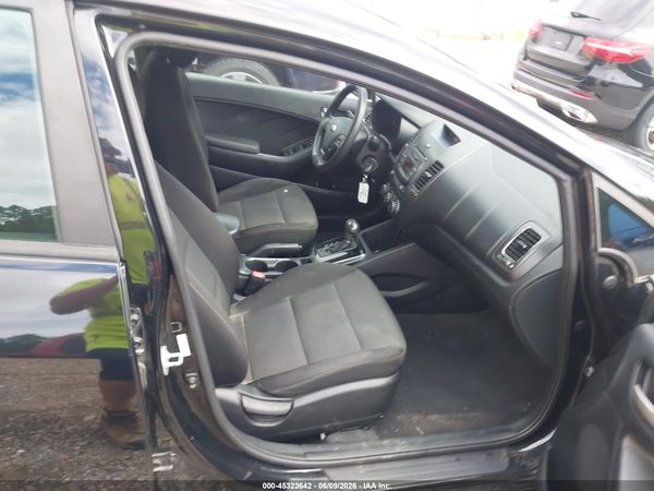 2017 KIA FORTE LX