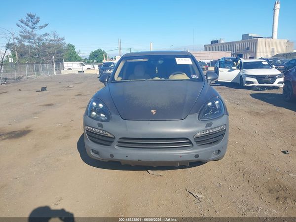 2013 PORSCHE CAYENNE S