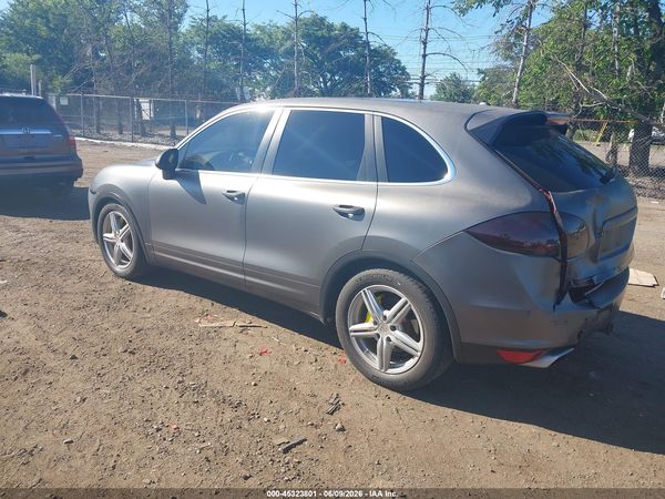 2013 PORSCHE CAYENNE S