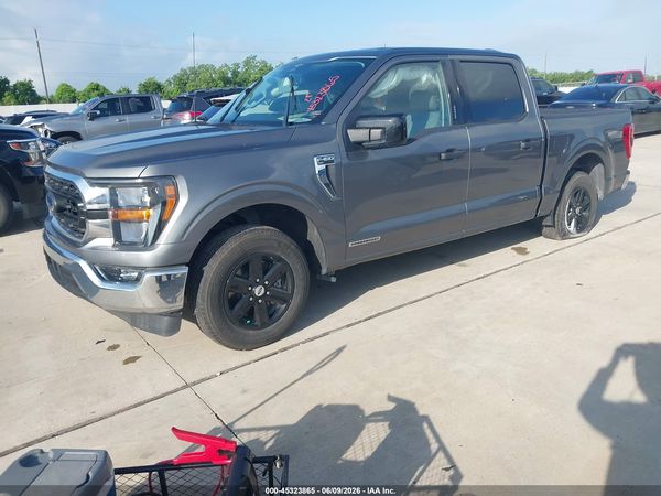 2023 FORD F-150 XLT