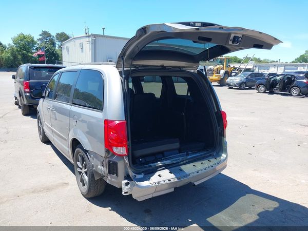 2017 DODGE GRAND CARAVAN GT — I3