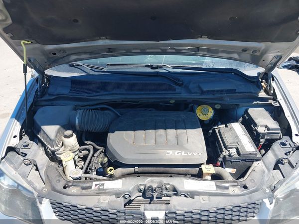 2017 DODGE GRAND CARAVAN GT — I10