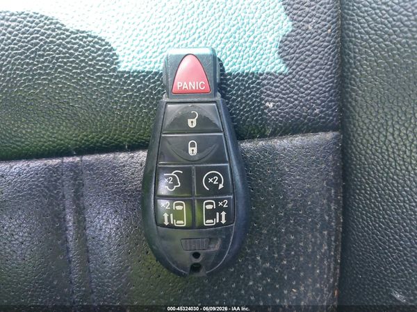 2017 DODGE GRAND CARAVAN GT — I11