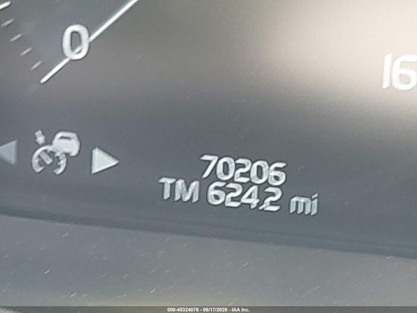 2018 VOLVO XC90 T6 MOMENTUM
