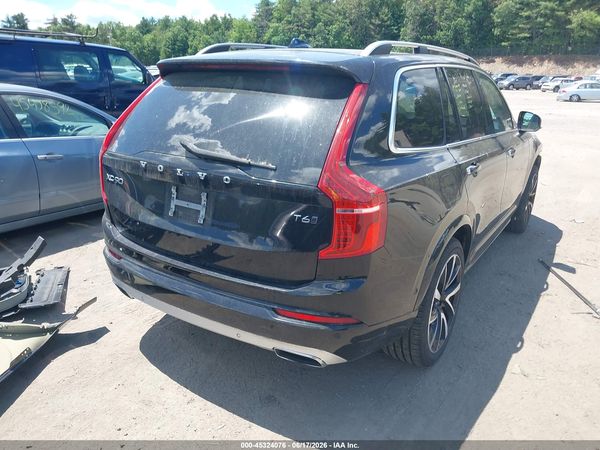 2018 VOLVO XC90 T6 MOMENTUM