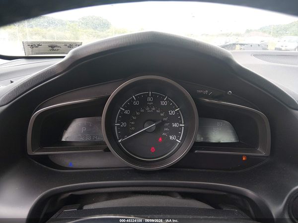 2018 MAZDA MAZDA3 TOURING