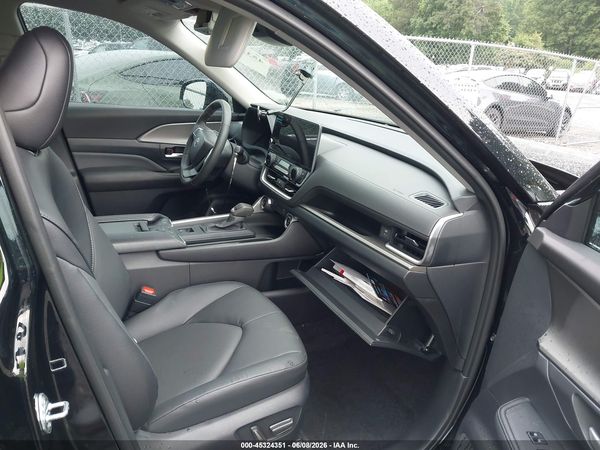 2026 TOYOTA GRAND HIGHLANDER XLE