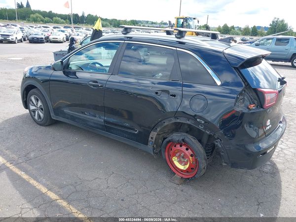 2017 KIA NIRO LX