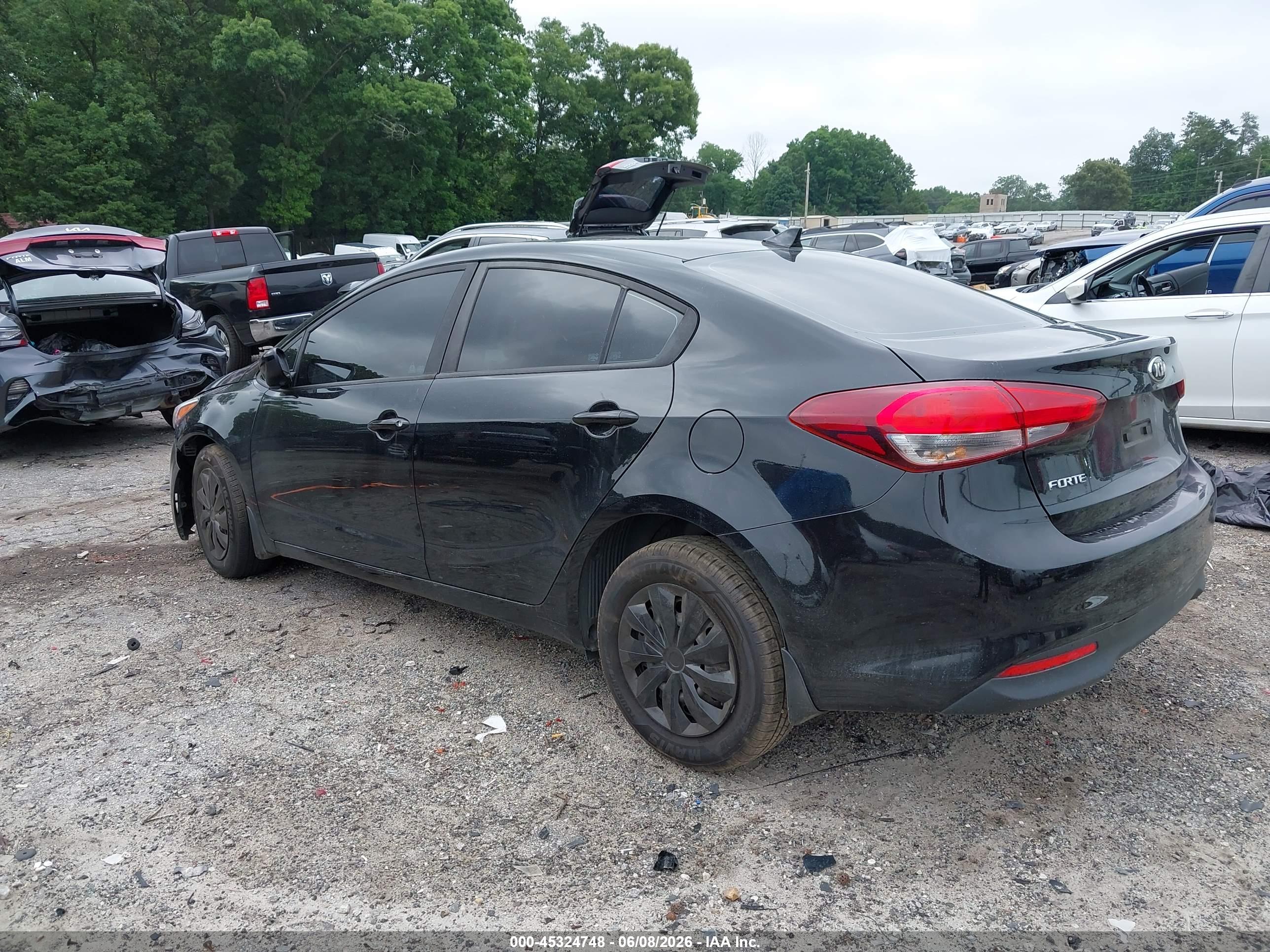2017 KIA FORTE LX