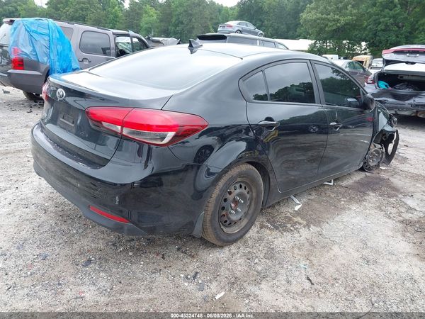 2017 KIA FORTE LX