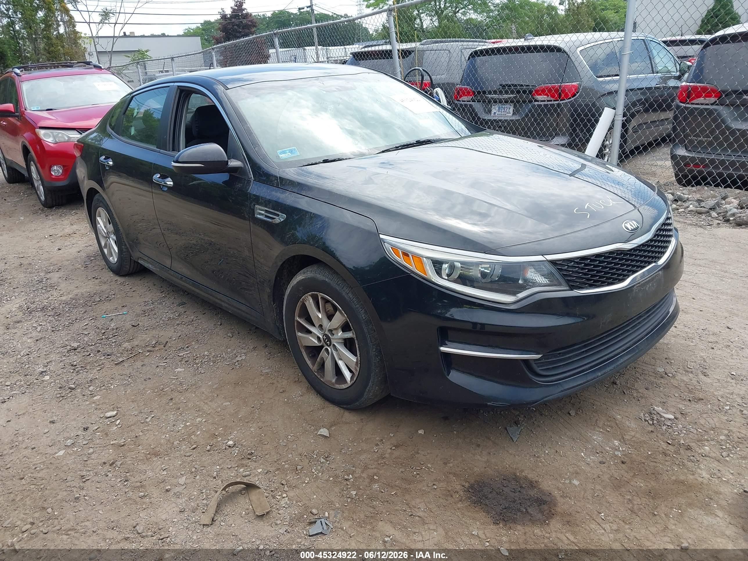 2017 KIA OPTIMA LX