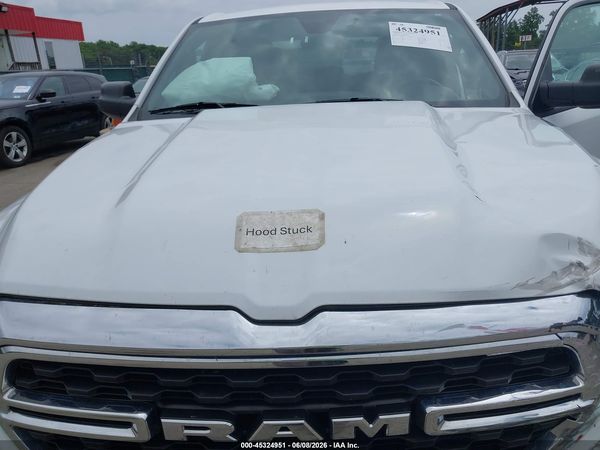 2022 RAM 1500 BIG HORN  4X4 6'4 BOX