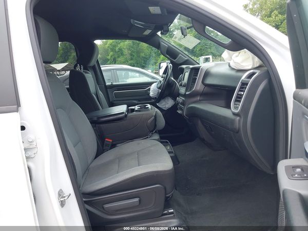 2022 RAM 1500 BIG HORN  4X4 6'4 BOX