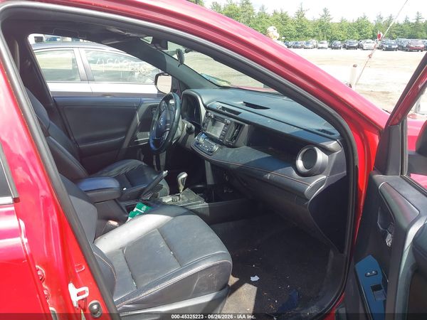 2016 TOYOTA RAV4 SE