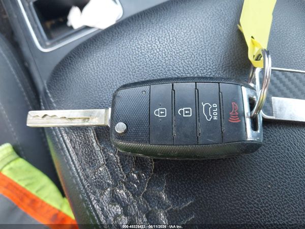 2016 KIA SORENTO 2.4L LX