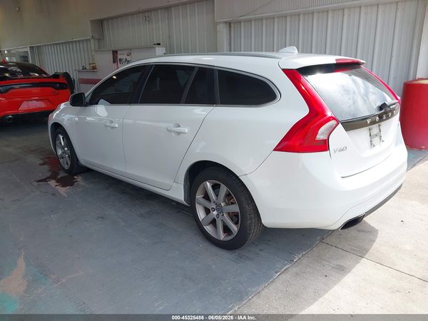 2016 VOLVO V60 T5 DRIVE-E PREMIER