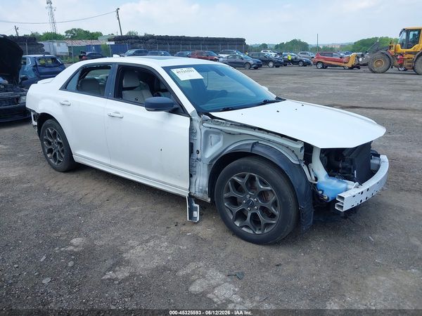 2018 CHRYSLER 300 300S — I1