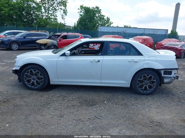2018 CHRYSLER 300 300S — I117