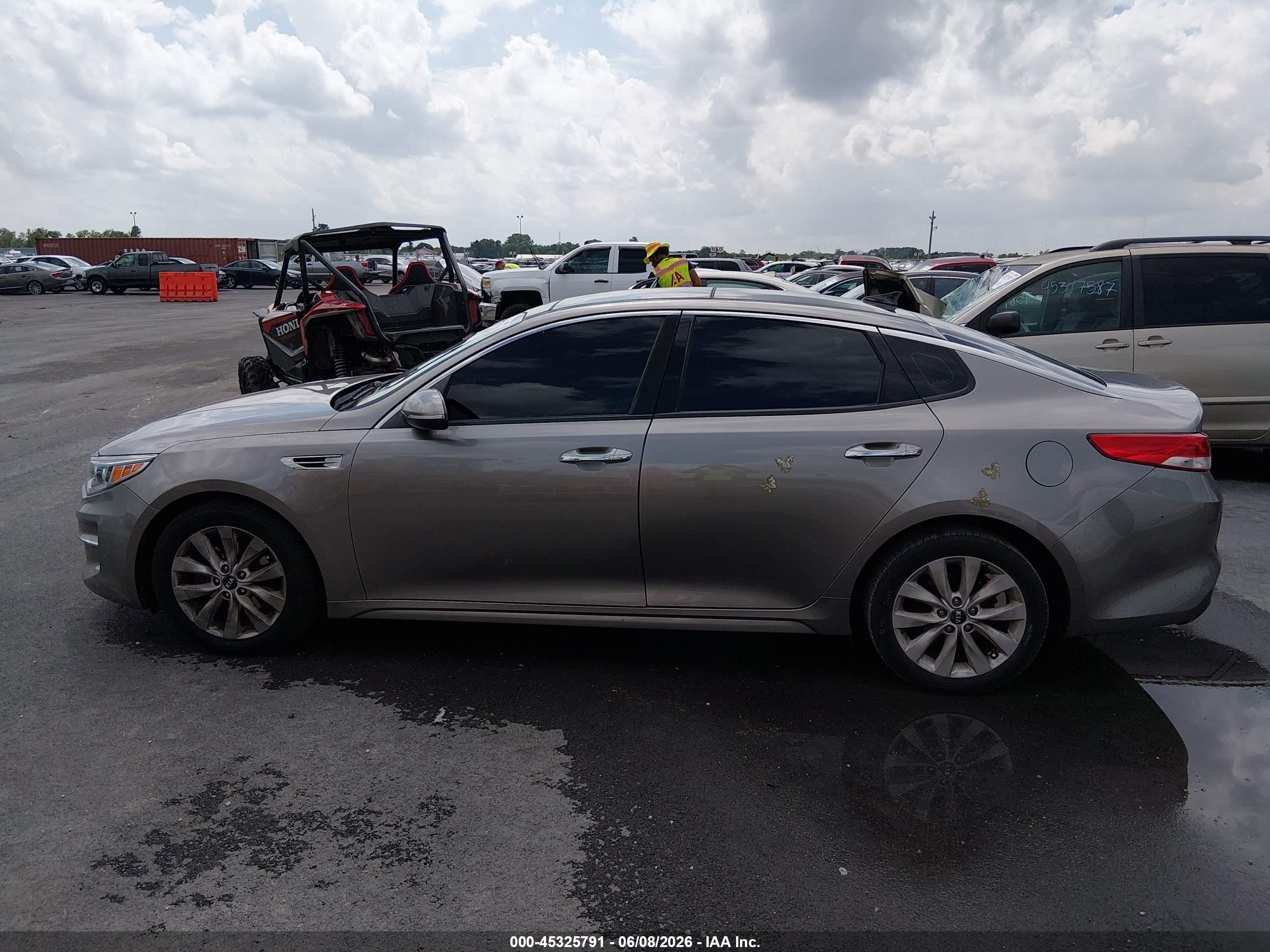 2016 KIA OPTIMA EX