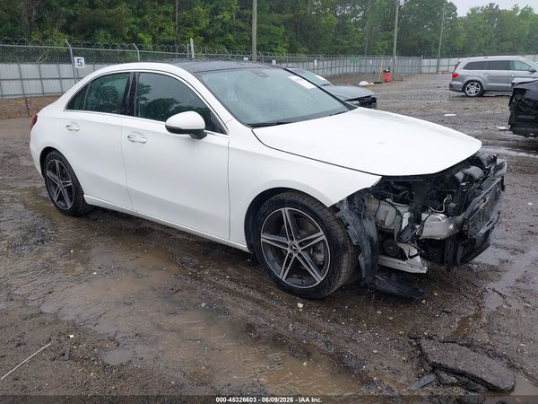 2021 MERCEDES-BENZ A 220 A220