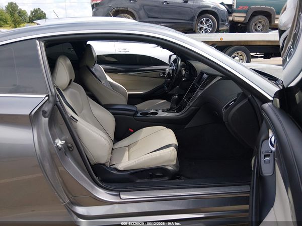 2021 INFINITI Q60 LUXE