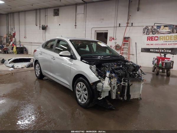 2022 HYUNDAI ACCENT SE