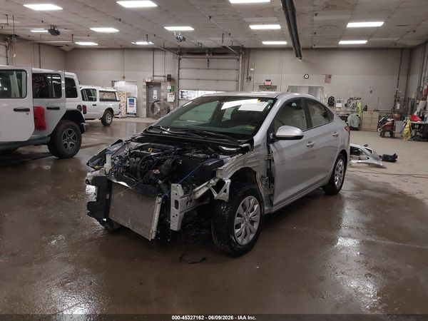 2022 HYUNDAI ACCENT SE