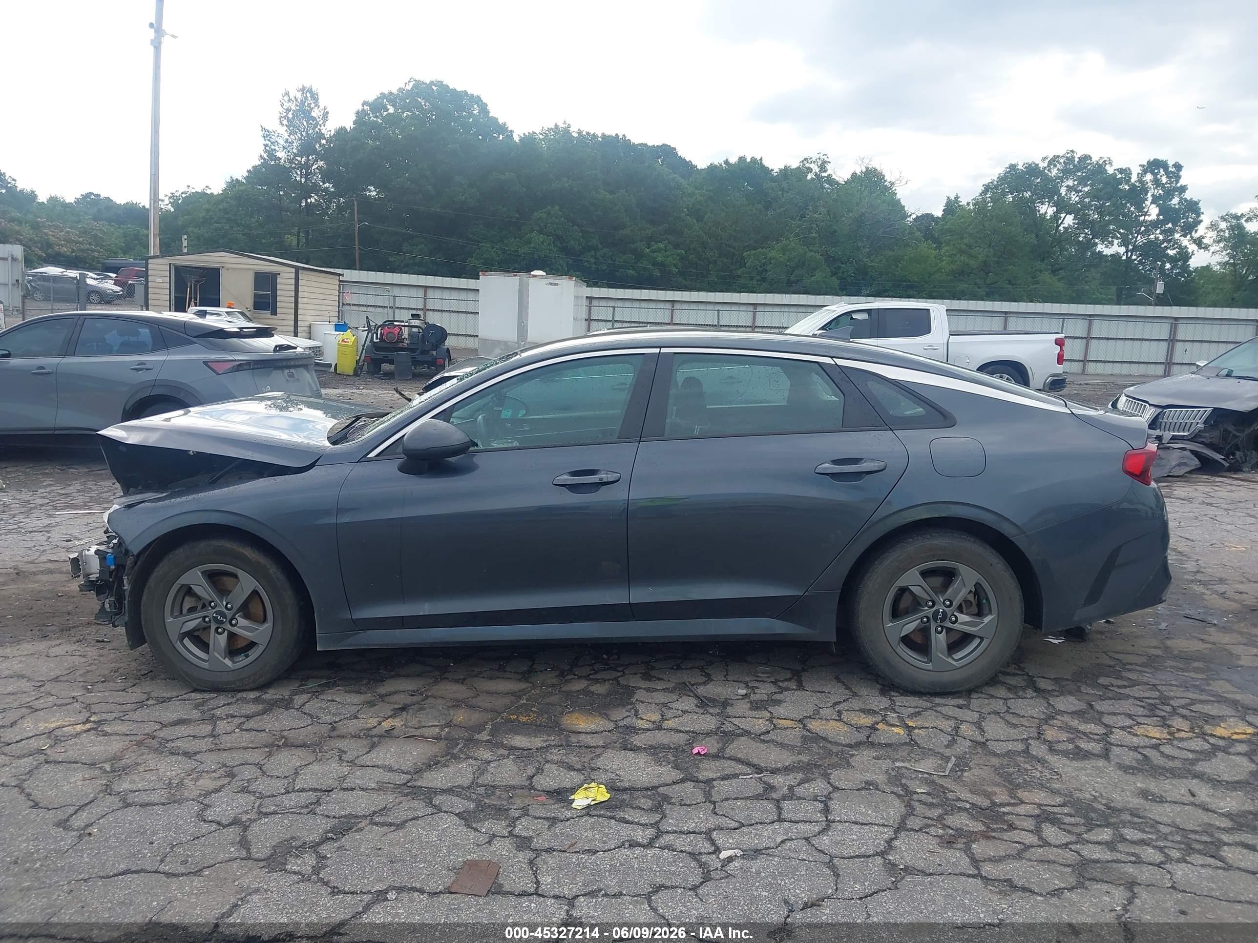 2022 KIA K5 LXS