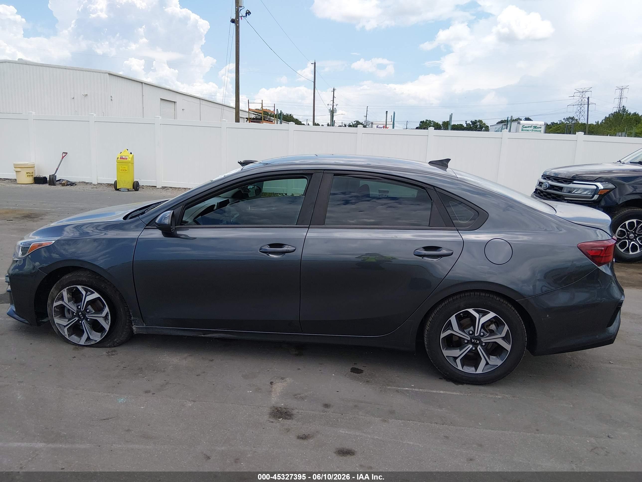 2019 KIA FORTE LXS