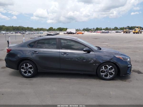 2019 KIA FORTE LXS